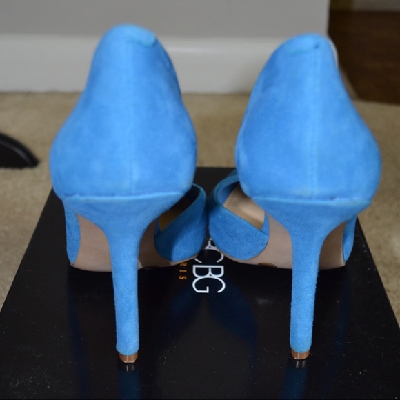 BCBG Pumps - Picture 3 of 4